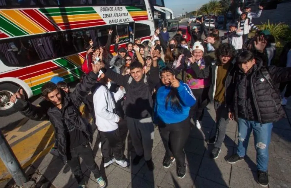 Ya se inscribieron para el viaje de fin de curso 100 mil estudiantes en Provincia