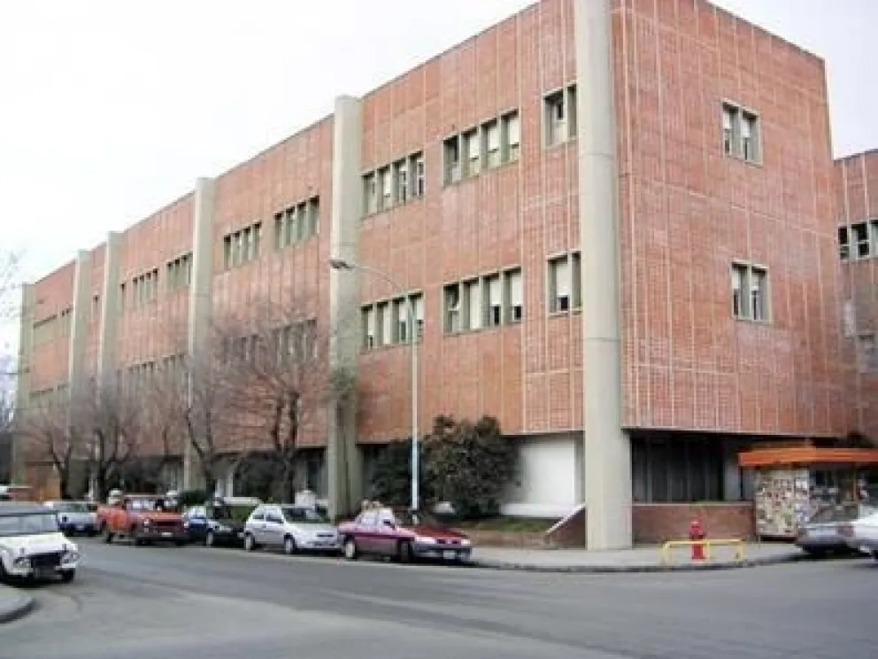 Un niño de 2 años fue internado en el Materno Infantil con graves quemaduras