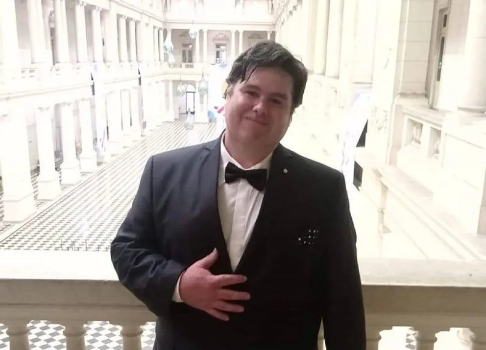 Leandro Casey: el albañil de Coronel Pringles que cantará en la RAI