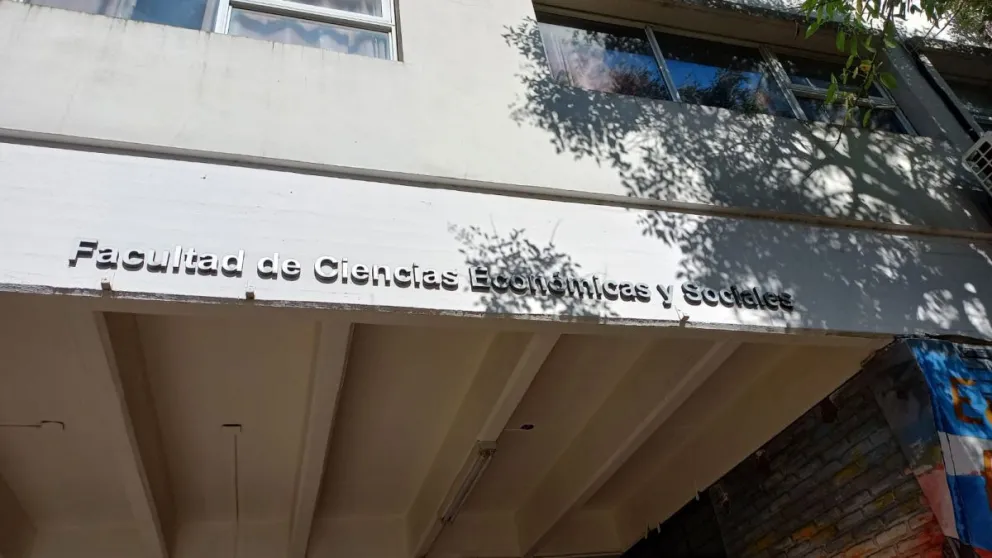Ofrecen cursos gratuitos para adultos mayores en la Universidad Nacional de Mar del Plata