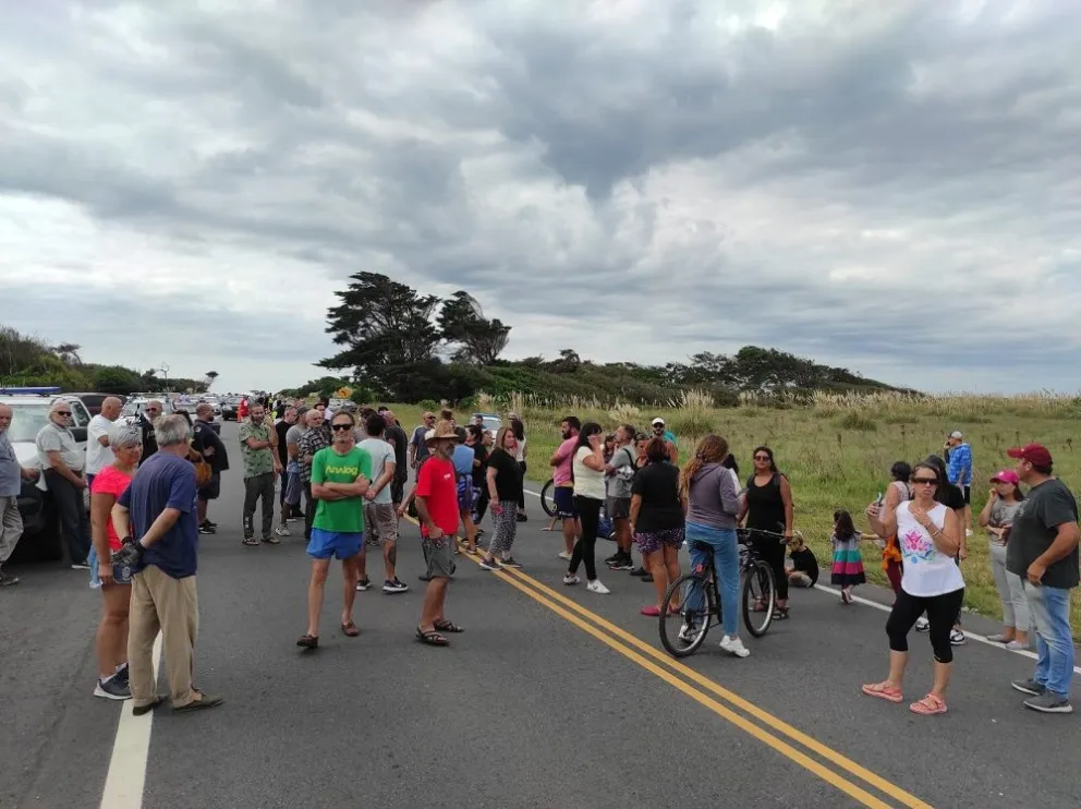 Piden que el intendente de Miramar defina postura frente al conflicto en El Marquesado