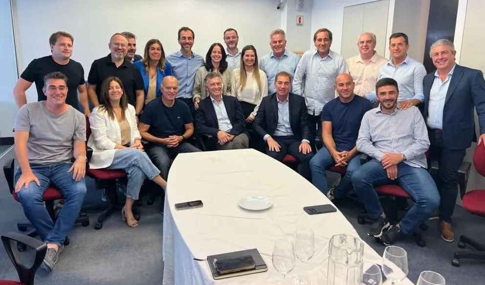Macri se reunió con dirigentes bonaerenses del PRO para planificar las candidaturas