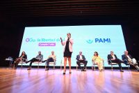 En un año, PAMI otorgó 22 millones de turnos "con la libertad de elegir"