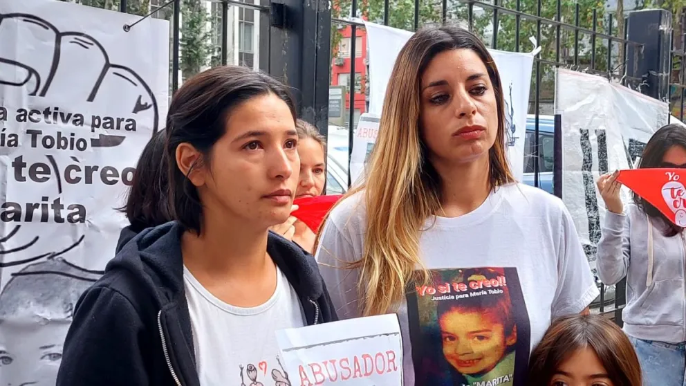 Reclaman "juicio por la verdad" contra acusado de abusar de una niña