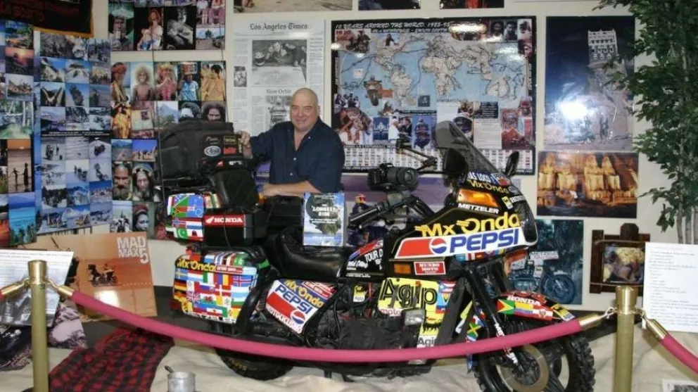 La increíble experiencia de un argentino que dio la vuelta al mundo en moto dos veces