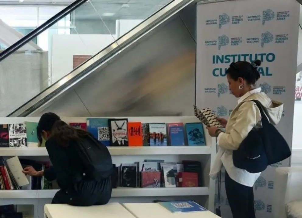 Se extiende la convocatoria del certamen La Novela del Verano