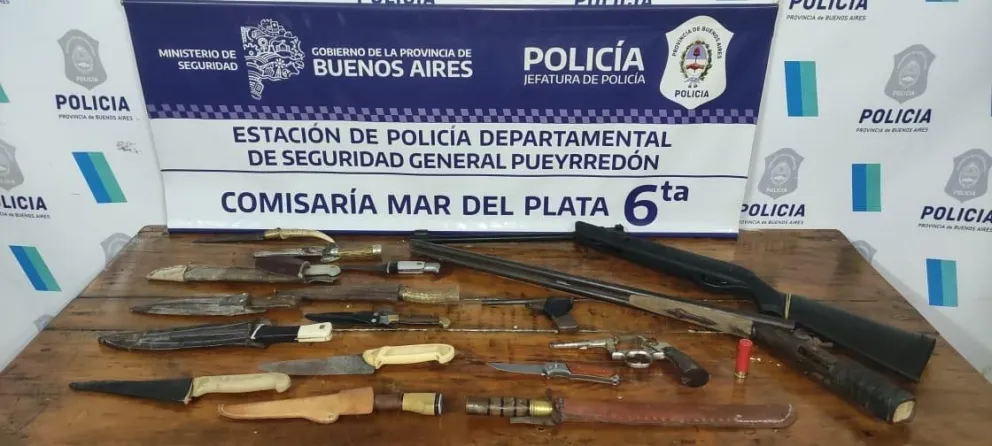 Intentó abusar y golpeó a su ex pareja: allanaron su casa y encontraron un arsenal