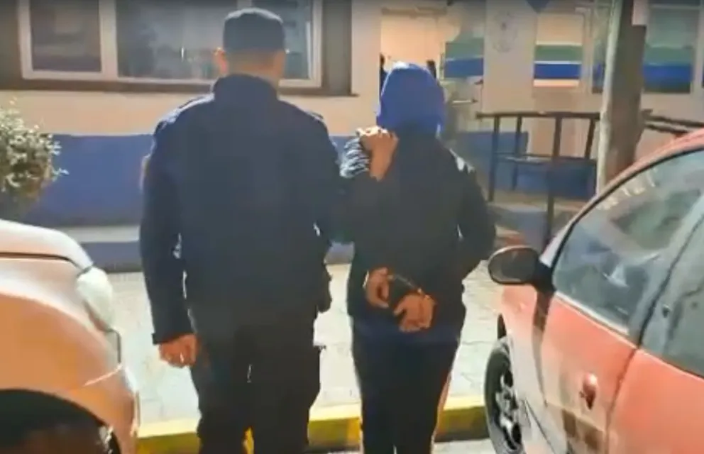 Joven de 22 años fue detenido tras agredir y amenazar a su novia en el barrio Los Andes