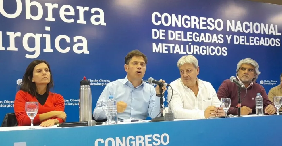 El gobernador elogió al movimiento de trabajadores y recordó la "Gestapo sindical"