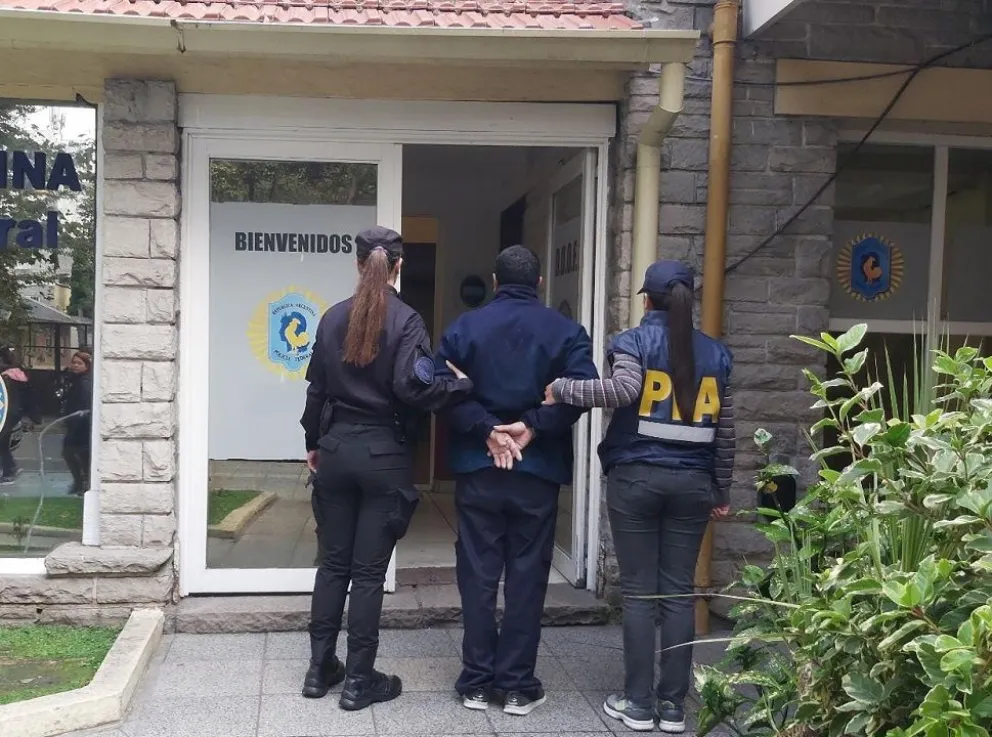 La Policía Federal detuvo en Mar del Plata a un hombre acusado de abusar de su nieta