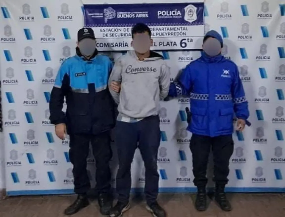 Barrio Libertad: Armado con un machete, quiso echar a su mamá y a su hermano de la casa