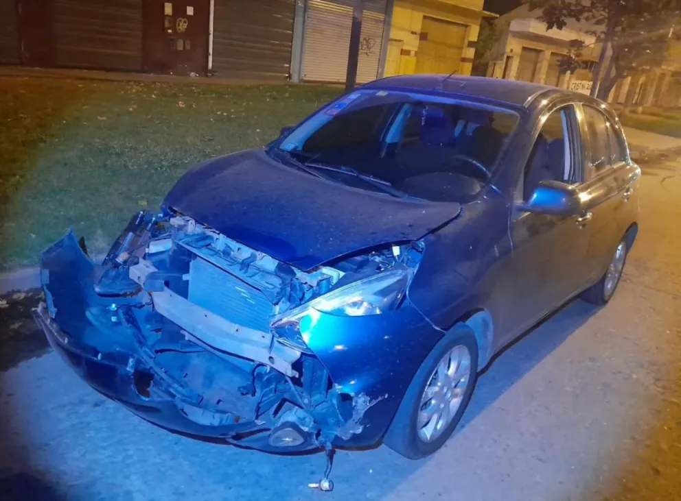 Increíble cadena de delitos con robo de moto, teléfono celular, choque y un herido con pedido de captura