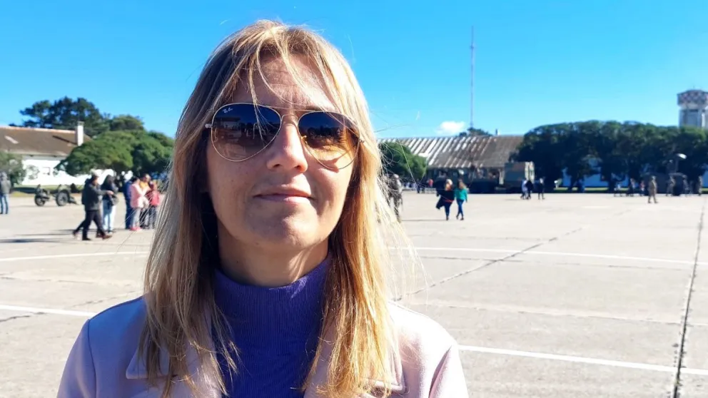 Sánchez Herrero entregó la ordenanza para que las escuelas municipales lleven el nombre de caídos en Malvinas