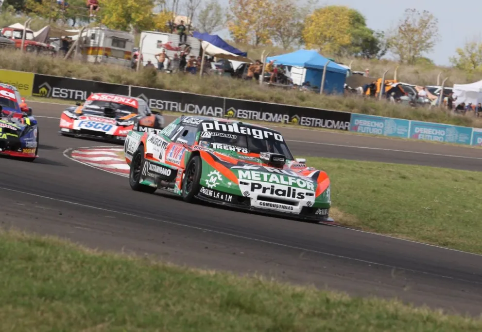 Jonatan Castellano pasó por Radio Brisas Motor