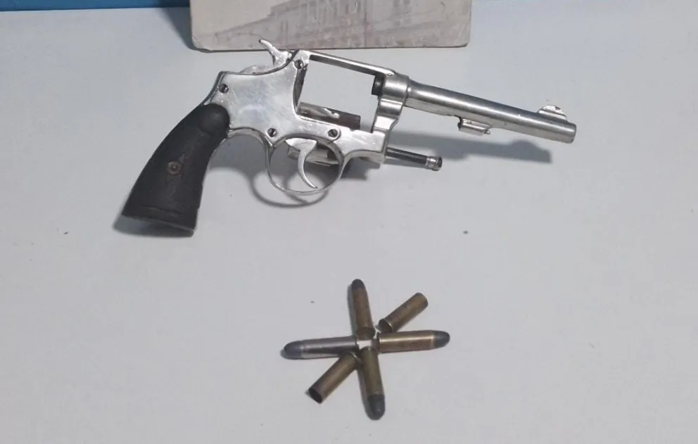 Un adulto y un menor intentaron asaltar a una pareja que circulaba en moto