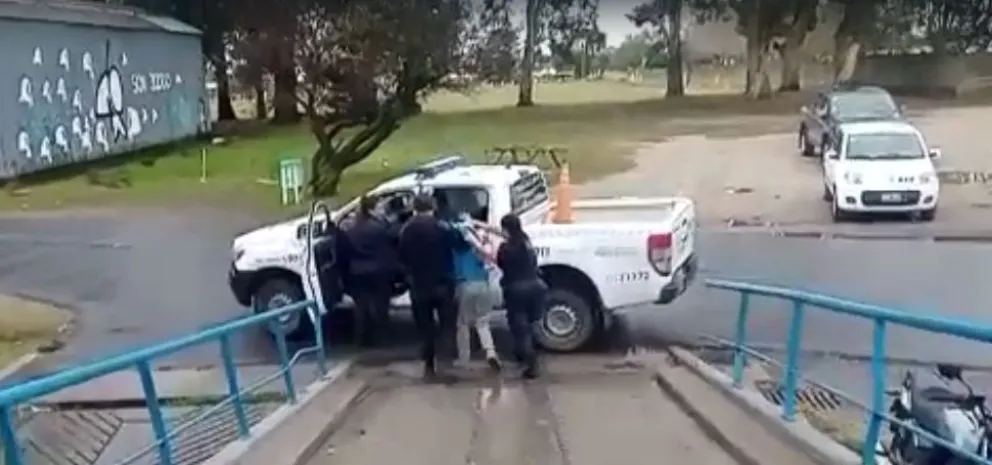 Detienen a un hombre que llevó a su pareja al Hospital Interzonal tras darle una paliza