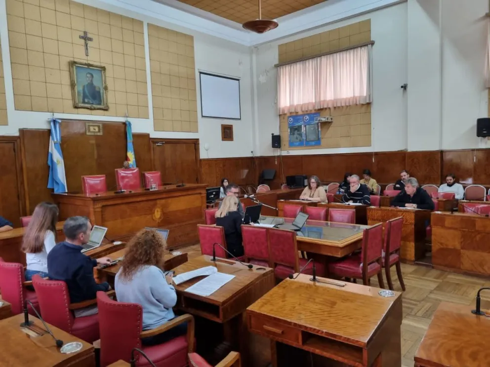 Avanza la creación de la campaña de concientización "Si tomás alcohol, no manejes"