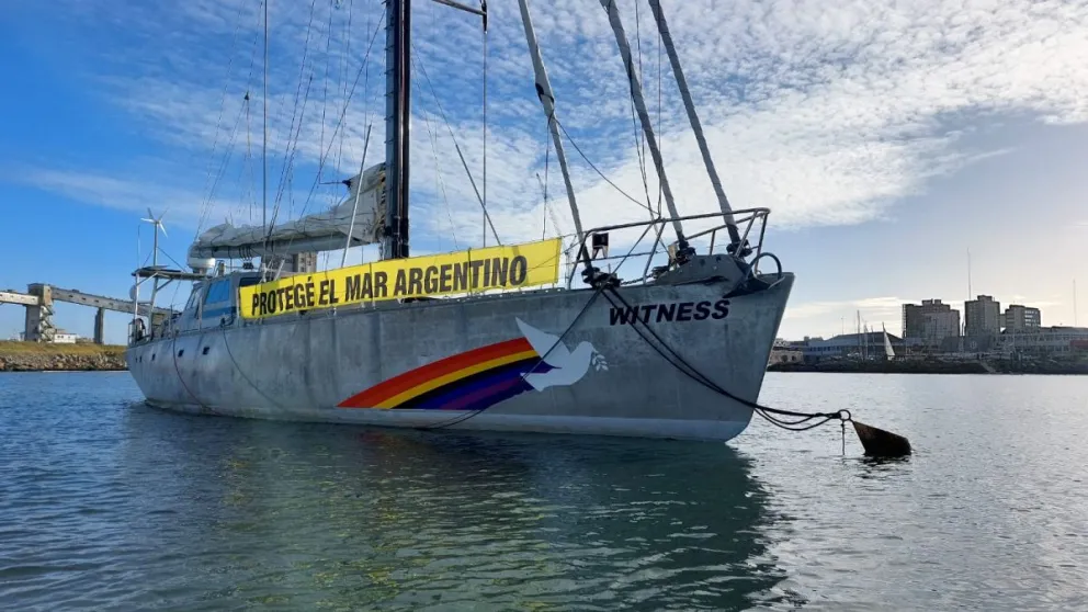 El velero Witness recorrió la costa de Mar del Plata