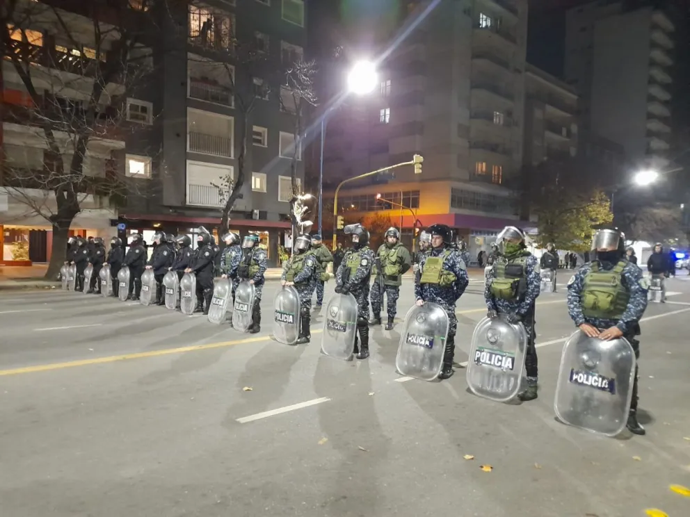 Disturbios tras conocerse la sentencia por la muerte de Brandon Romero