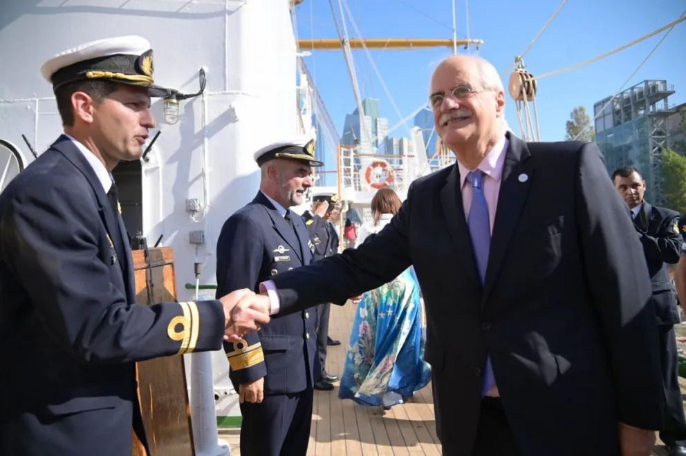 Se realizará mañana un acto por el 209° aniversario de la Armada Argentina