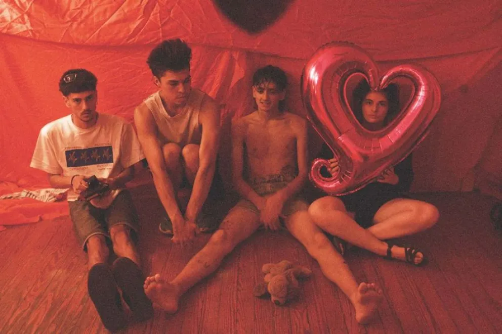 El Club Audiovisual, Tomates en Verano, Sakatumba y Maniobras se presentan en Club Tri