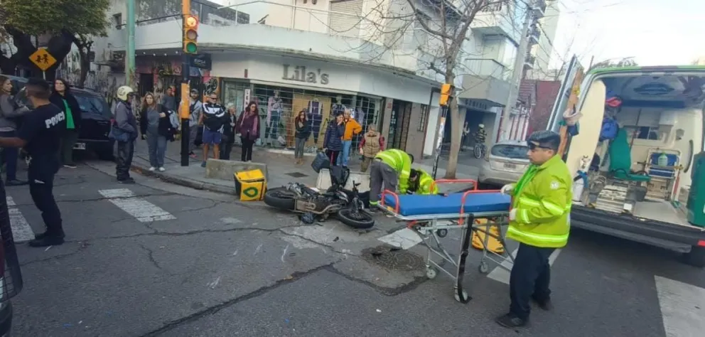 Chocó a un repartidor, se dio a la fuga y la atrapó la policía 
