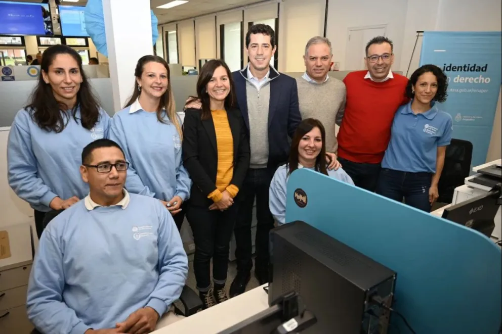 Wado de Pedro y Raverta inauguraron puestos del Renaper en oficinas de Anses de Mar del Plata