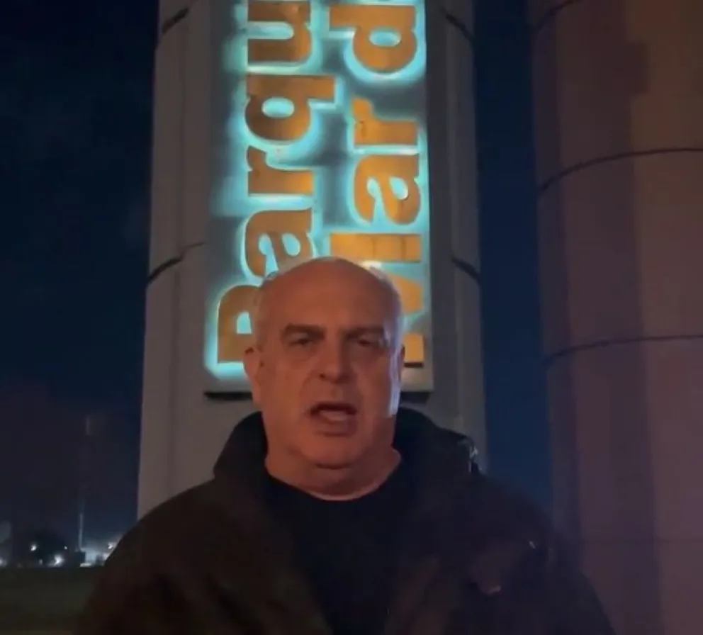 Con un video, Rabinovich le reclamó al gobernador que encienda las luminarias de la Ruta 88