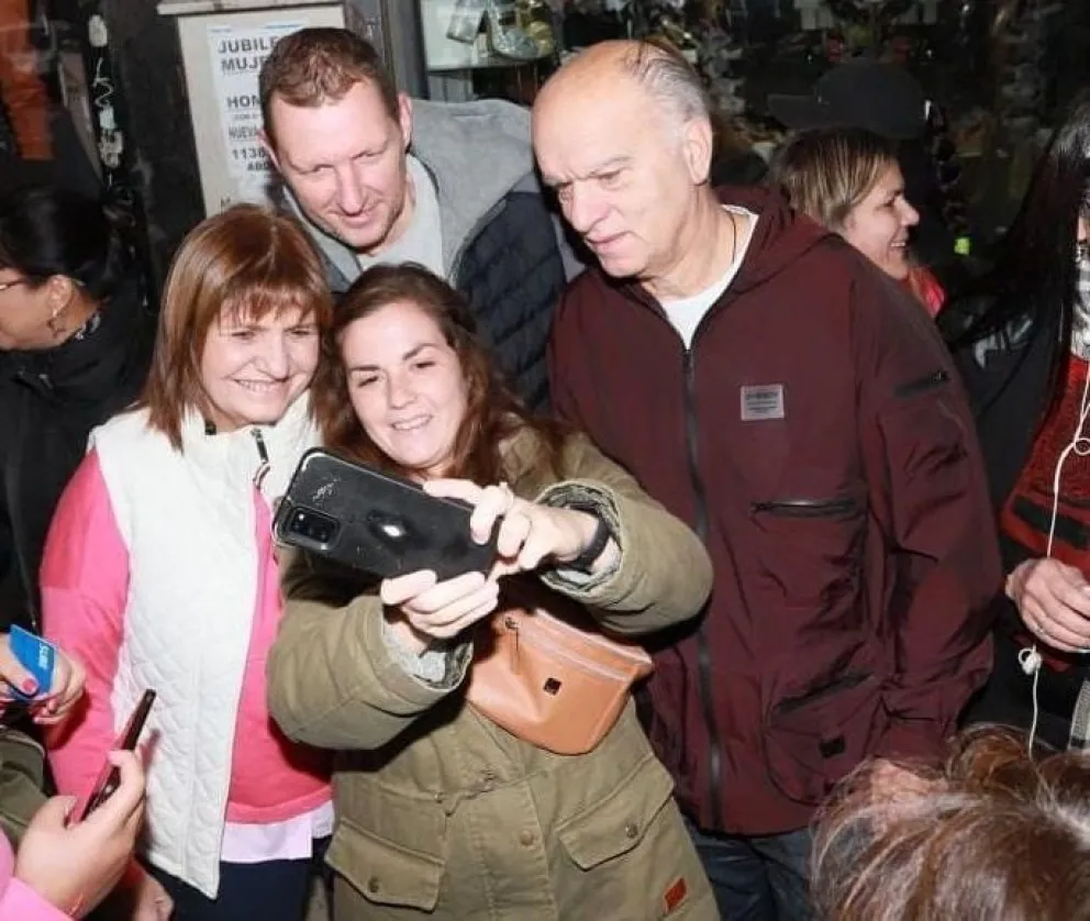 Bullrich visitó Merlo junto  Grindetti