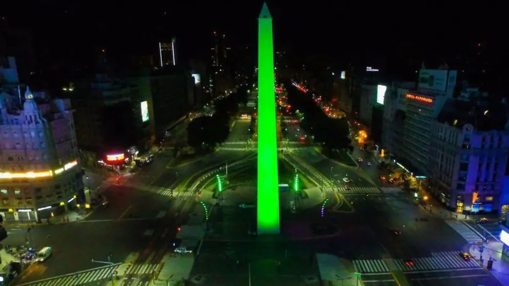 El Obelisco se iluminará de verde por el Día Nacional del Trasplante
