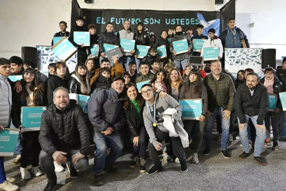 Destacan la entrega de netbooks a estudiantes de Mar del Plata