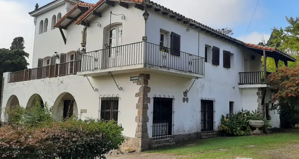 Advierten que podría estar en riesgo el patrimonio gráfico de la Villa Mitre 