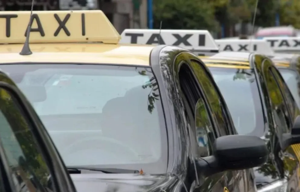 El estudio de costos determinó que la bajada de bandera debería costar $648,83