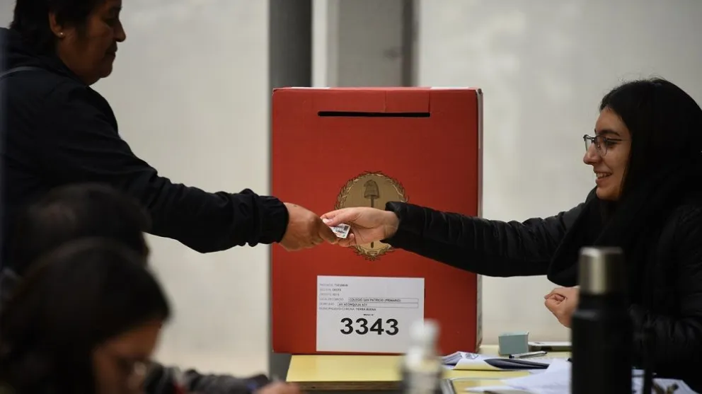 ¿Qué se define el 14 y el 24 de junio en cuanto a las alianzas y a las candidaturas electorales?